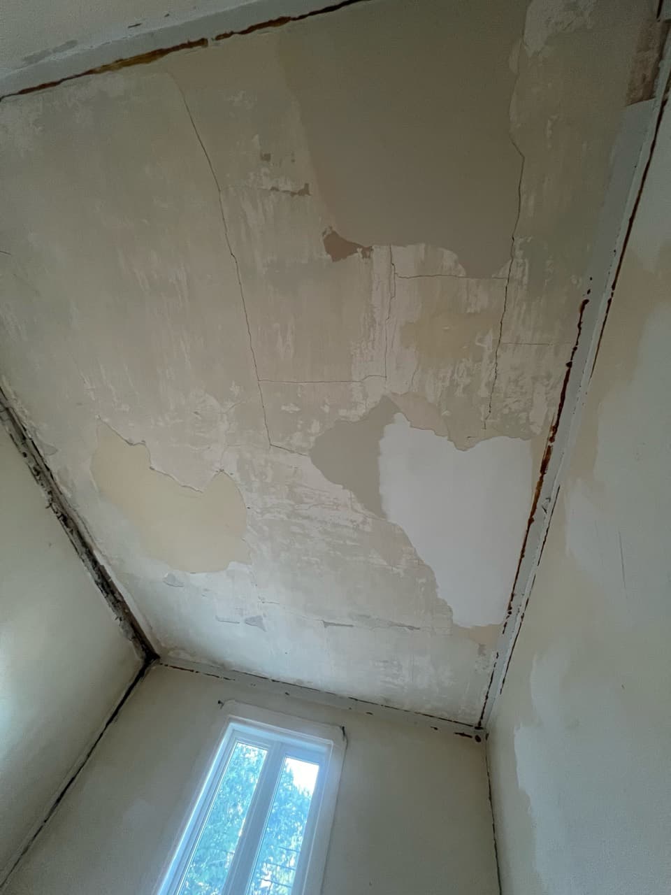 Réparation de plafond et joints before RenoPrime renovation